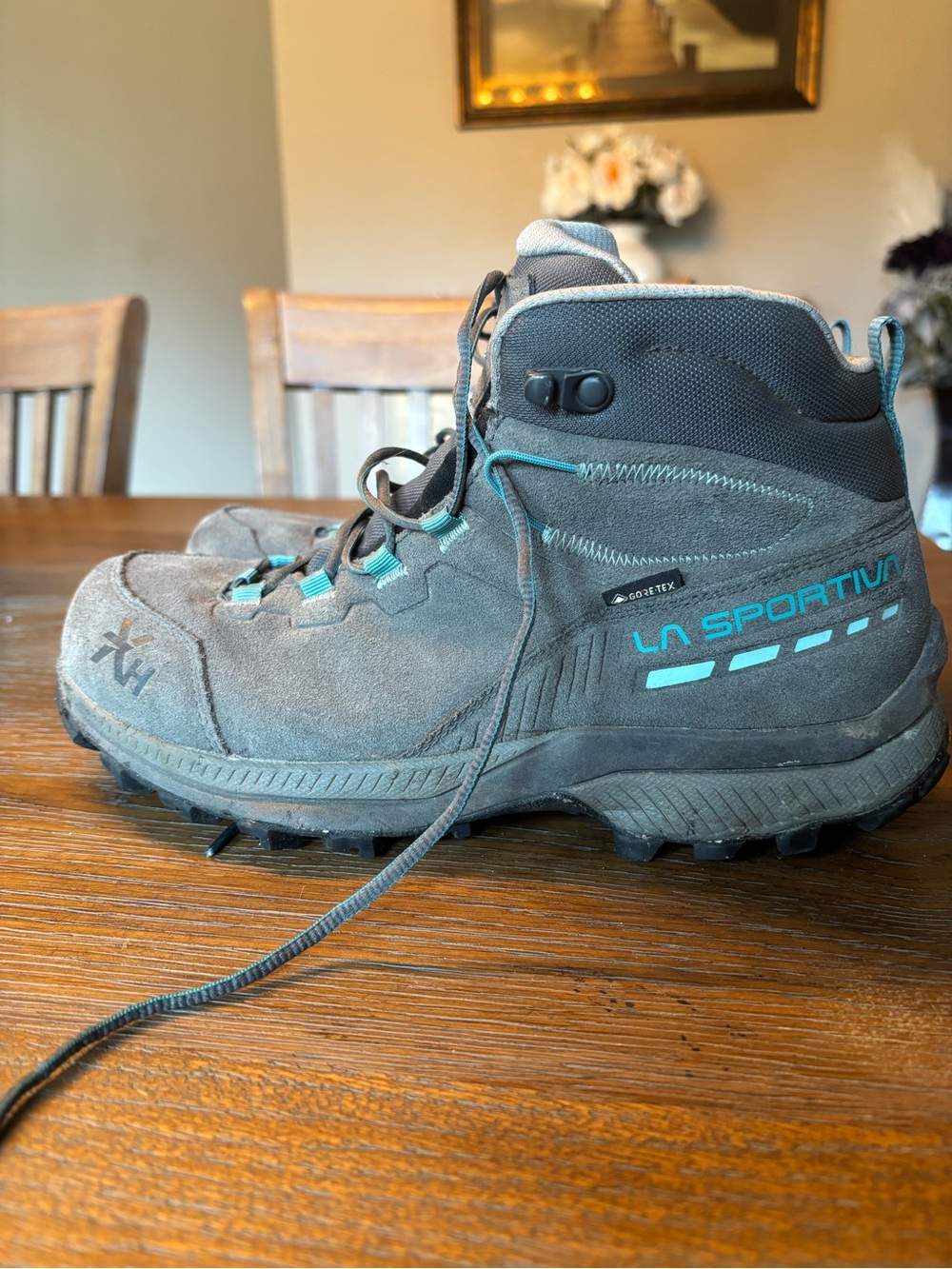 La Sportiva hiking boots woman size 9